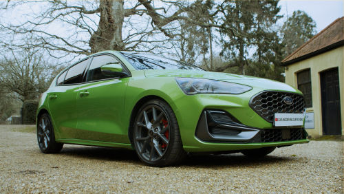 FORD FOCUS HATCHBACK 1.0 EcoBoost Hybrid mHEV ST-Line 5dr view 1