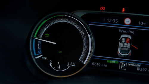 NISSAN JUKE HATCHBACK 1.6 Hybrid N-Connecta 5dr Auto view 2