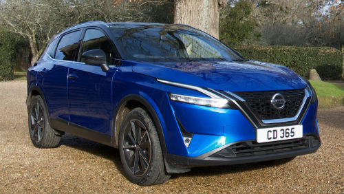 NISSAN QASHQAI HATCHBACK 1.3 DiG-T MH Acenta Premium 5dr view 1