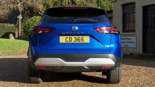 NISSAN QASHQAI HATCHBACK 1.3 DiG-T MH Acenta Premium 5dr view 3